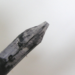 Split nib writing